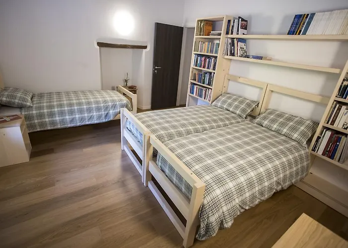 Bibliosteria Ca Berizzi Gasthof Galbiate